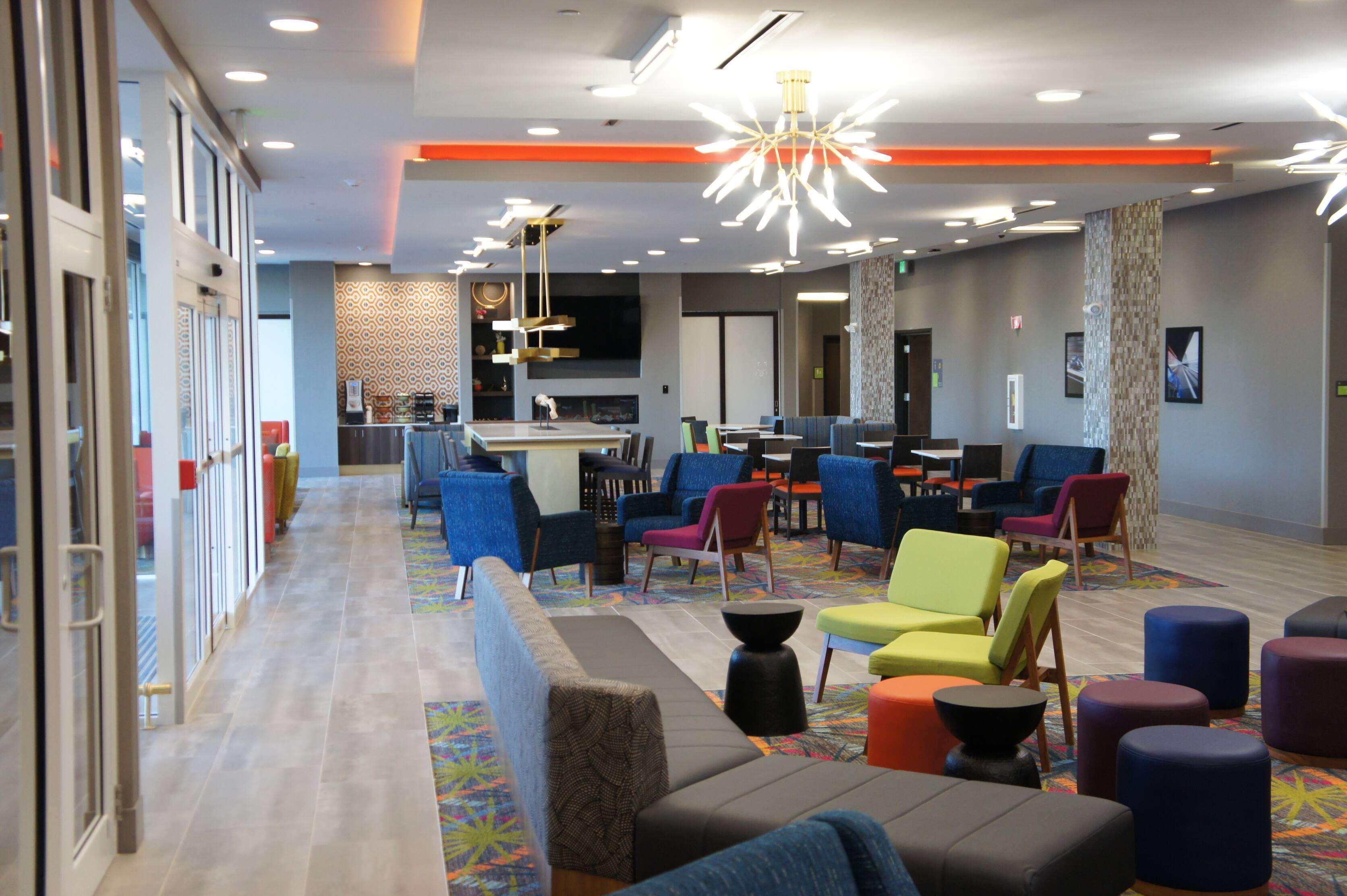 La Quinta Inn & Suites By Wyndham Braselton Exteriör bild