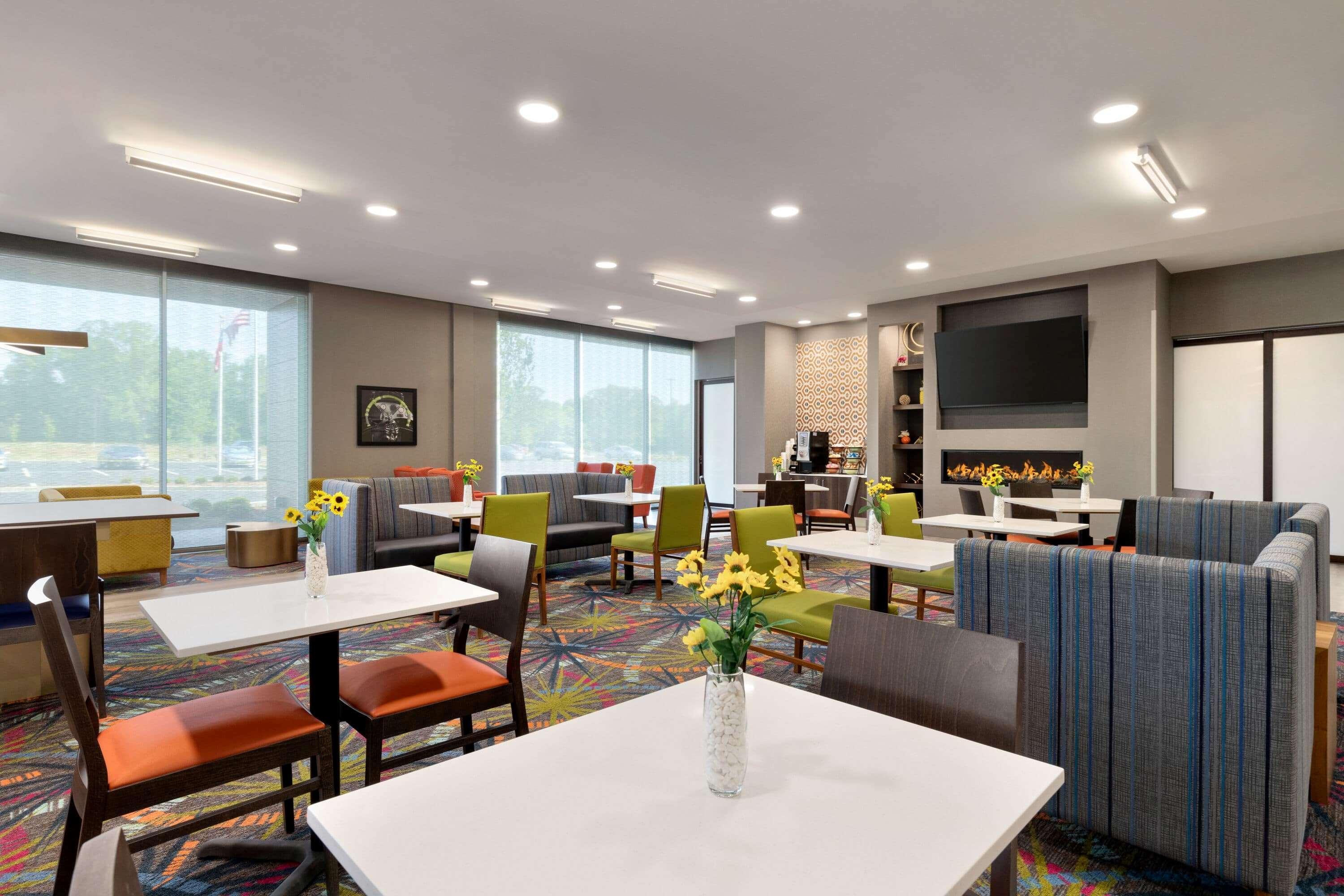 La Quinta Inn & Suites By Wyndham Braselton Exteriör bild