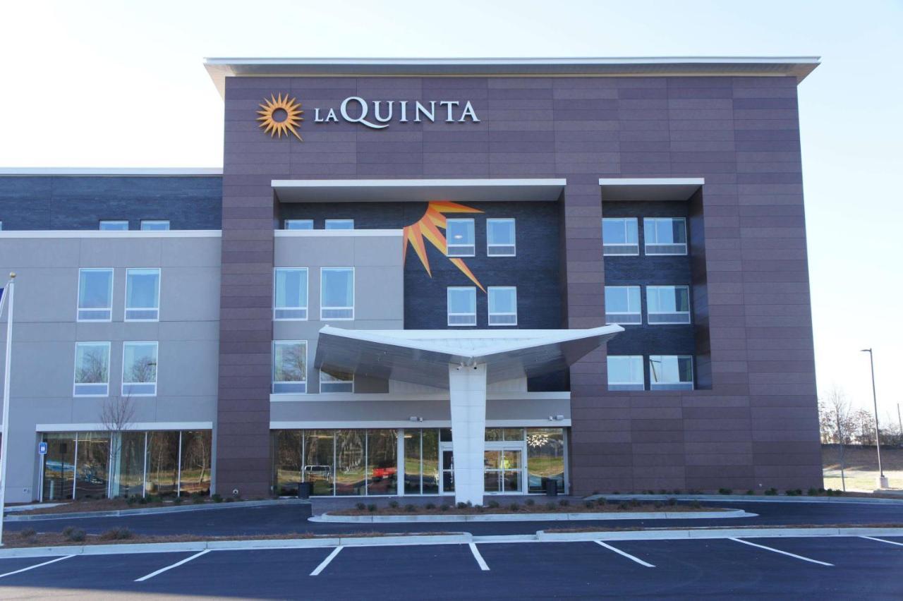 La Quinta Inn & Suites By Wyndham Braselton Exteriör bild